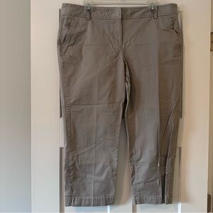 LOFT Gray Cotton Cropped Ankle Pants Size 14